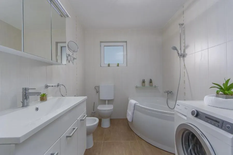 Villa Filo Appartments Umag 0*,  Croatia