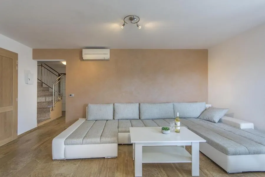 Villa Filo Appartments Umag Croatia